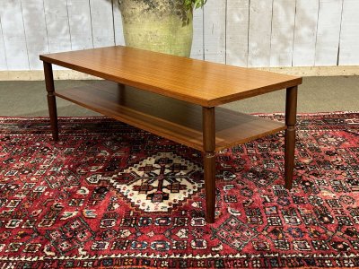 English coffee table from the 1970s in teak and iroko