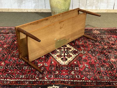 English coffee table from the 1970s in teak and iroko