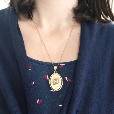 19th century keepsake locket pendant, 18k gold and pearl