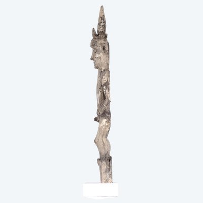 Poteau hampatong Dayak, Bornéo
