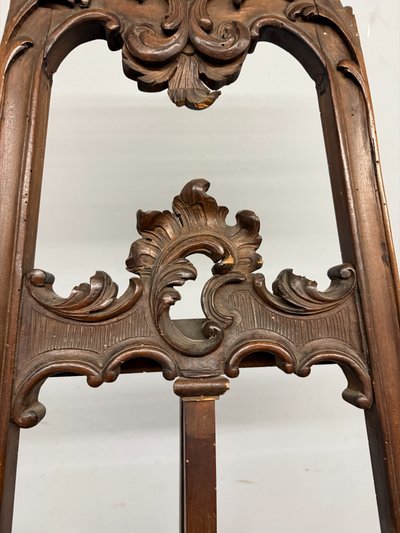 Chevalet de peintre Art nouveau ancien, XXe siècle, noyer sculpté, 178 x 75 x 70 cm
