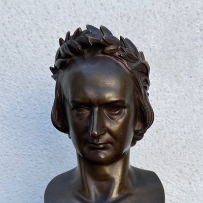 Buste en bronze de Victor Hugo par David d'Angers et F. Barbedienne