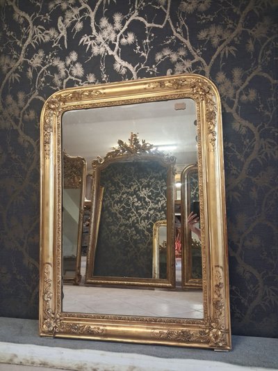 Restoration period mirror 117 x 86
