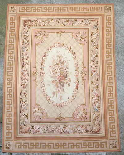 Großer Aubusson-Teppich im Stil Louis XVI, Epoche Napoleon III - 342cm x 250cm