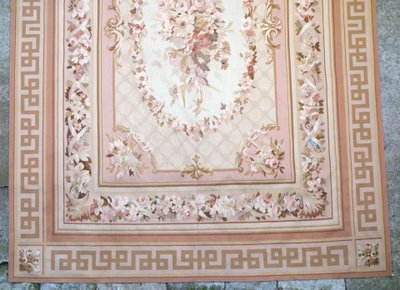 Großer Aubusson-Teppich im Stil Louis XVI, Epoche Napoleon III - 342cm x 250cm