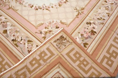 Großer Aubusson-Teppich im Stil Louis XVI, Epoche Napoleon III - 342cm x 250cm