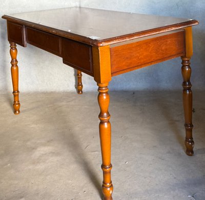 Schreibtisch mit 3 Schubladen