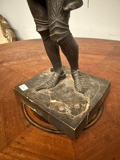 Antike Skulptur eines Ritters in Scaiola, Frankreich, 19. Jahrhundert, 41x14x14cm