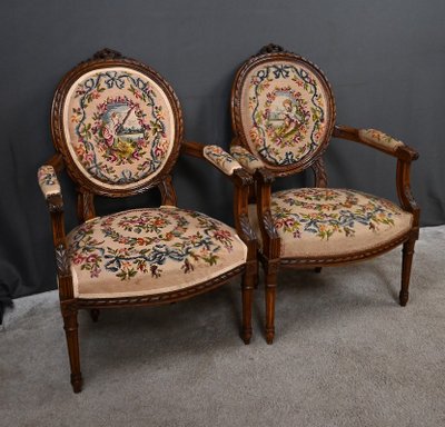 Paire de Fauteuils en Hêtre, style Louis XVI - Début XXe