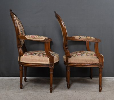 Paire de Fauteuils en Hêtre, style Louis XVI - Début XXe