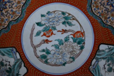 Große Schale aus Imari-Porzellan und Bronzefassung, Japan - Ende 19.