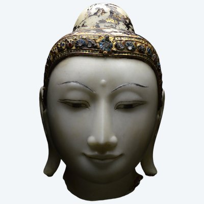 Burma, Konbaung Dynasty (1752 - 1885), Large Buddha head, Marble with polychromy