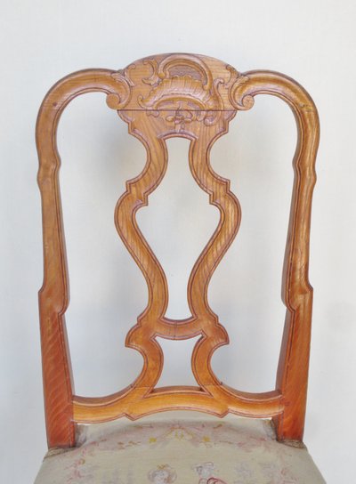 Suite de six chaises, Venise milieu XVIIIe siècle.