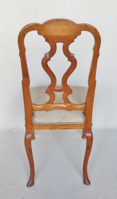 Suite de six chaises, Venise milieu XVIIIe siècle.