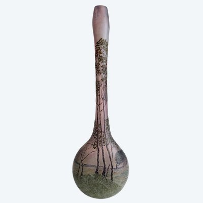 Legras - Vase soliflore dégage à l’acide à décor de paysage. 