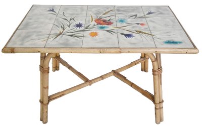 Couchtisch im Stil von Audoux Minnet aus Rattan und Keramik von Georges Chassin