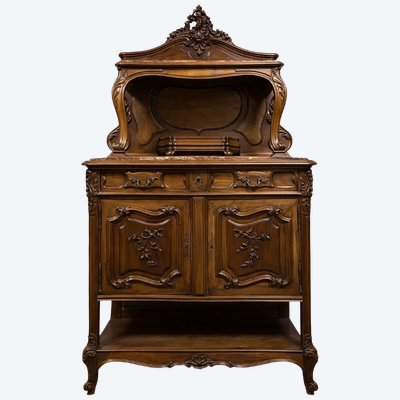 Buffet de style Louis XV en noyer, datant du milieu du XIXᵉ siècle