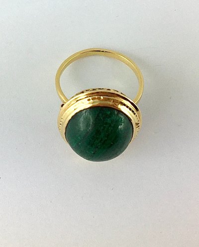 Bague Cabochon De Malachite Sur Or Jaune
