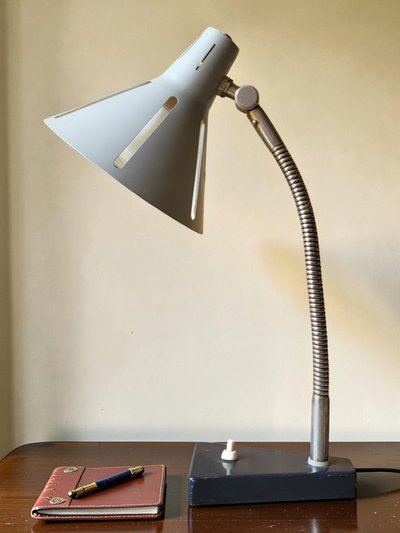 Zonneserie desk lamp - H. Busquet -Hala Zeist