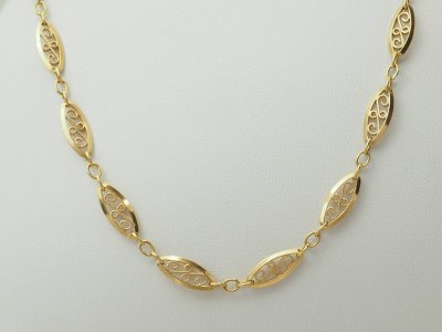 Collana in filigrana d'oro giallo 18 carati