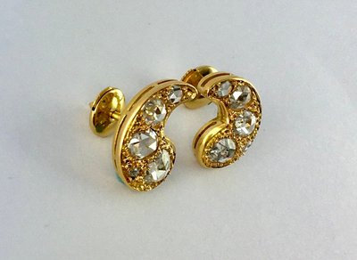 Boucles d’Oreilles Motif Cachemire Diamants Tailles Rose sur Or Jaune