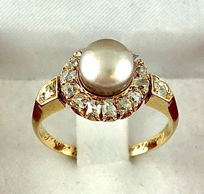 Bague Marguerite 19° Siècle Perle Fine Certifiée Entourage Diamants Sur Or Jaune Datée 1882