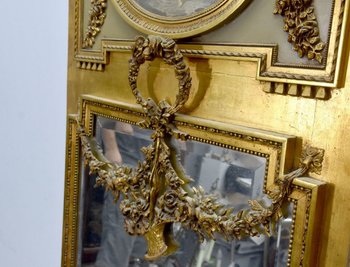 Trumeau De Style Louis XVI En Bois Et Stuc Doré Médaillon Gravure
