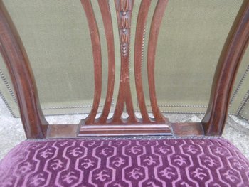 Série de dix chaises acajou massif