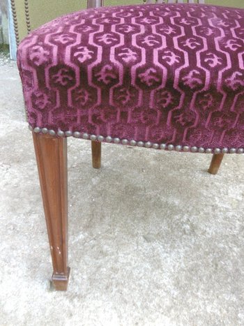 Série de dix chaises acajou massif