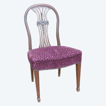 Série de dix chaises acajou massif