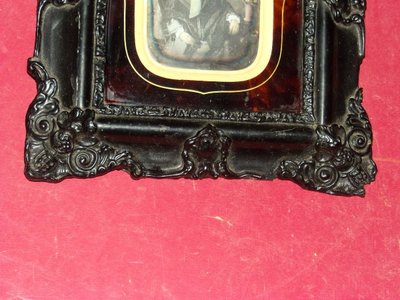 Daguerreotype with its frame, 19th century.