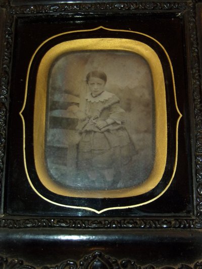 Daguerreotype with its frame, 19th century.
