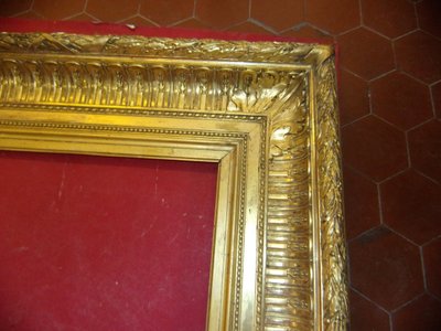 19th century frame, in gilded wood.