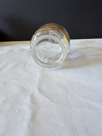 Antike Glaskaraffe mit goldenem Blumendekor - Jugendstil