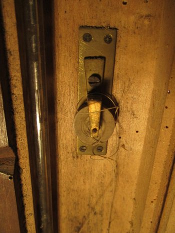 Barometer-Thermometer.