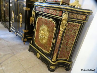 Konkaver Beistelltisch mit Boulle-Intarsien, Napoleon III.