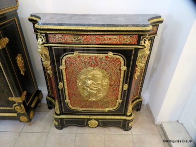Konkaver Beistelltisch mit Boulle-Intarsien, Napoleon III.