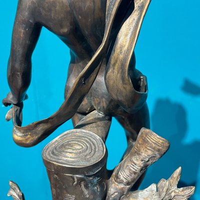 Antike Bronzeskulptur „Apollo“ von Moreau, Frankreich, 19. Jahrhundert. Höhe: 60 cm