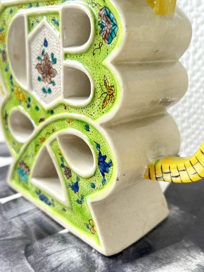 Théière puzzle chinoise en porcelaine Famille Verte, XIXᵉ / début XXᵉ siècle