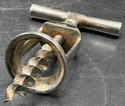 TIRE BOUCHONS ACIER CHROMÉ 