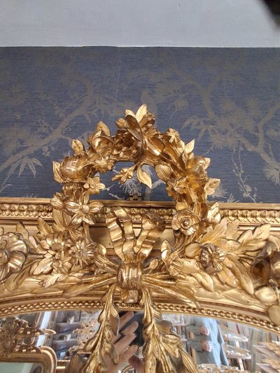 Miroir XIX à guirlandes  191 x 124