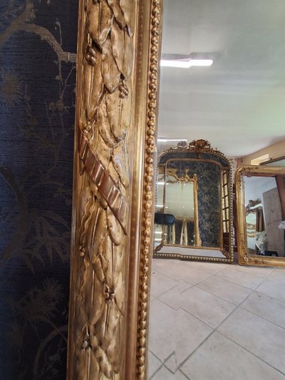Miroir XIX à guirlandes  191 x 124