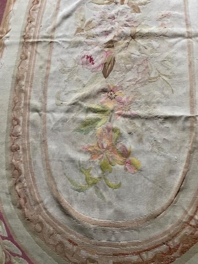 Aubusson-Teppich aus dem 19. Jahrhundert mit Petit-Point-Webart