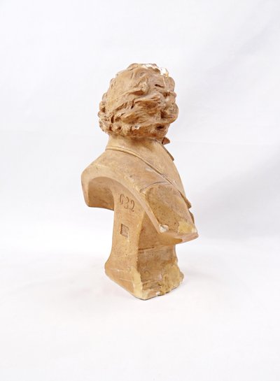 Buste Art Nouveau de Ludwig Van Beethoven en plâtre ocre début XXe