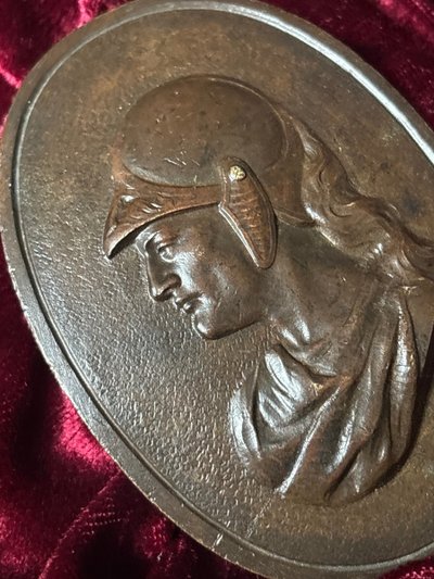 Plaque en bronze - Portrait de profil à l'Antique, XIXe siècle