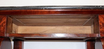 Consolle Piccola in Radica Impiallacciata di Mogano proveniente da Cuba, Epoca Restauro - Inizio XIX Secolo