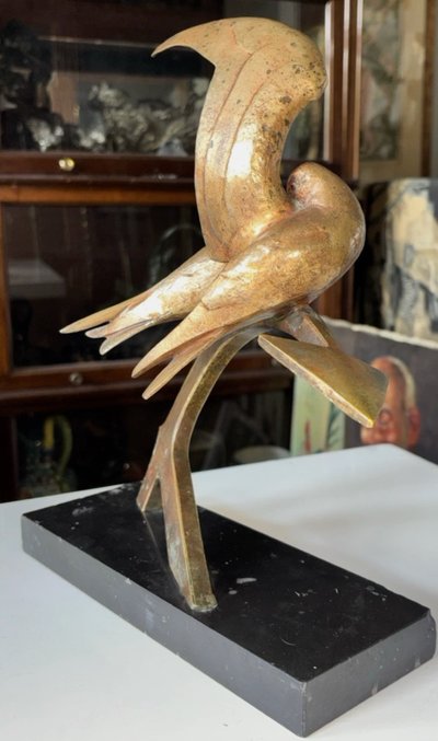 André-Vincent BECQUEREL (1893-1981) Sculpture en bronze sur marbre. Signée