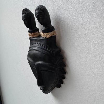 Masque africaniste par Jacques Sagan Vallauris céramique noire