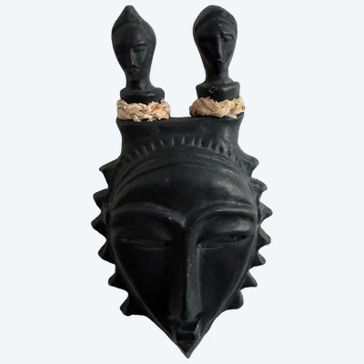Masque africaniste par Jacques Sagan Vallauris céramique noire