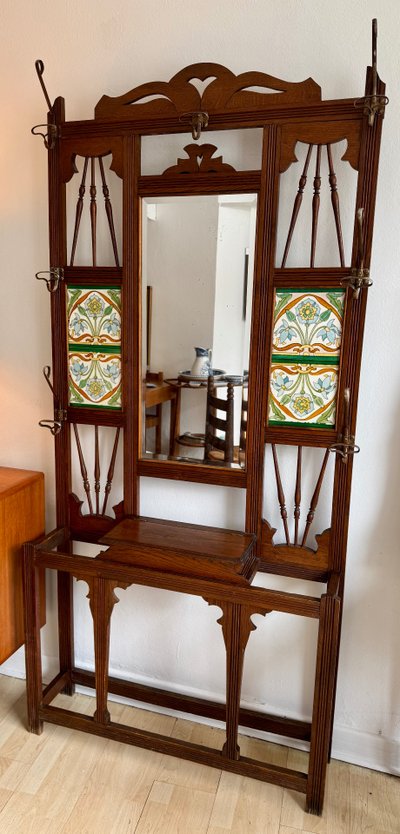 Spogliatoio in stile Art Nouveau